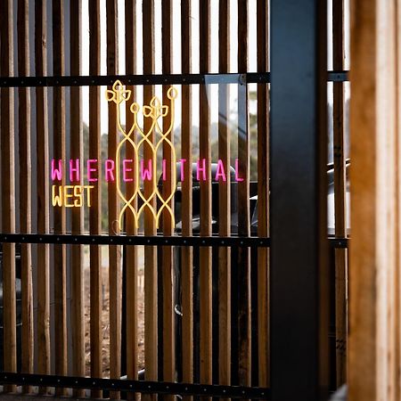Wherewithal Luxury Suites Carlton Exteriör bild
