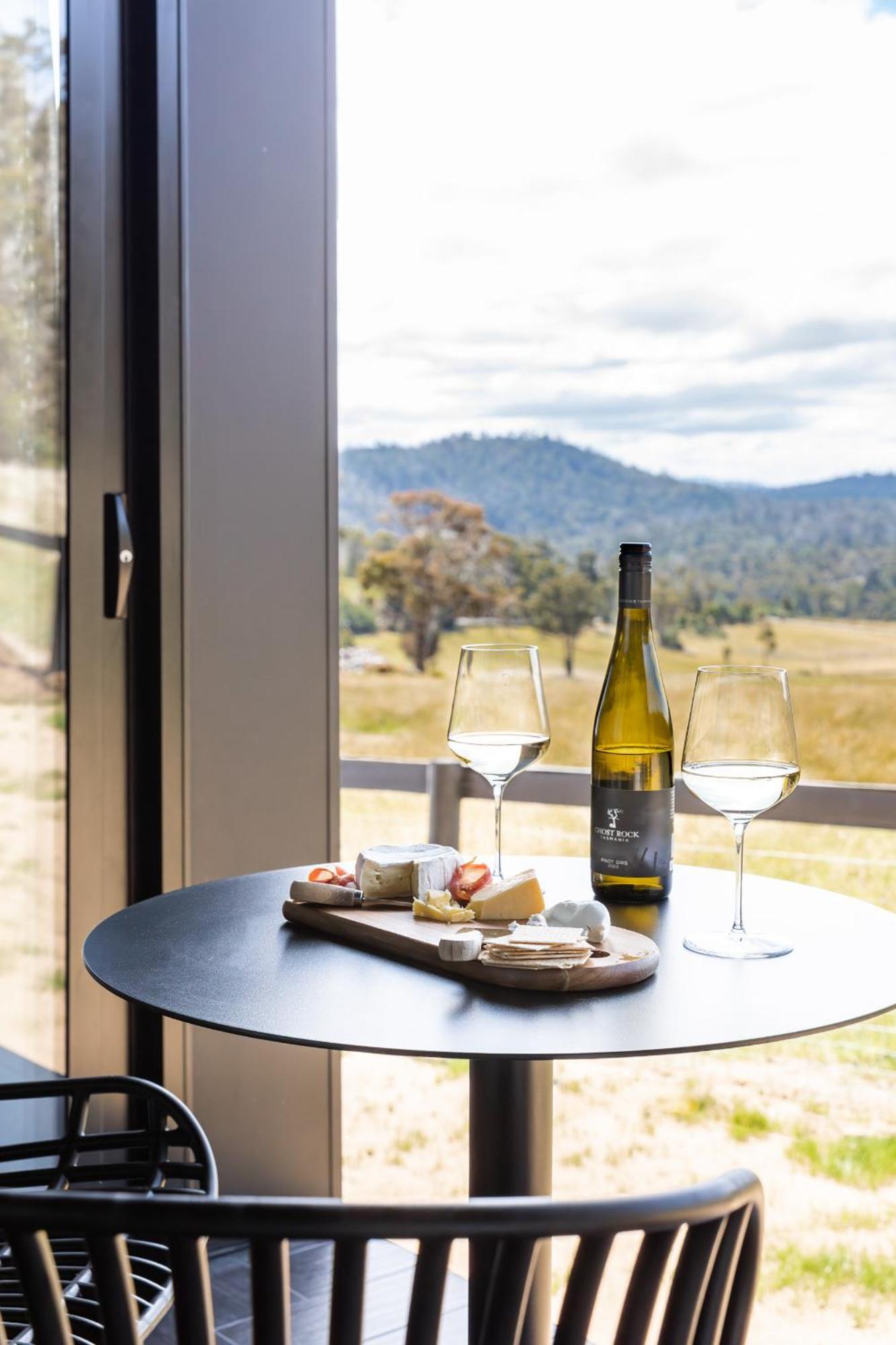 Wherewithal Luxury Suites Carlton Exteriör bild