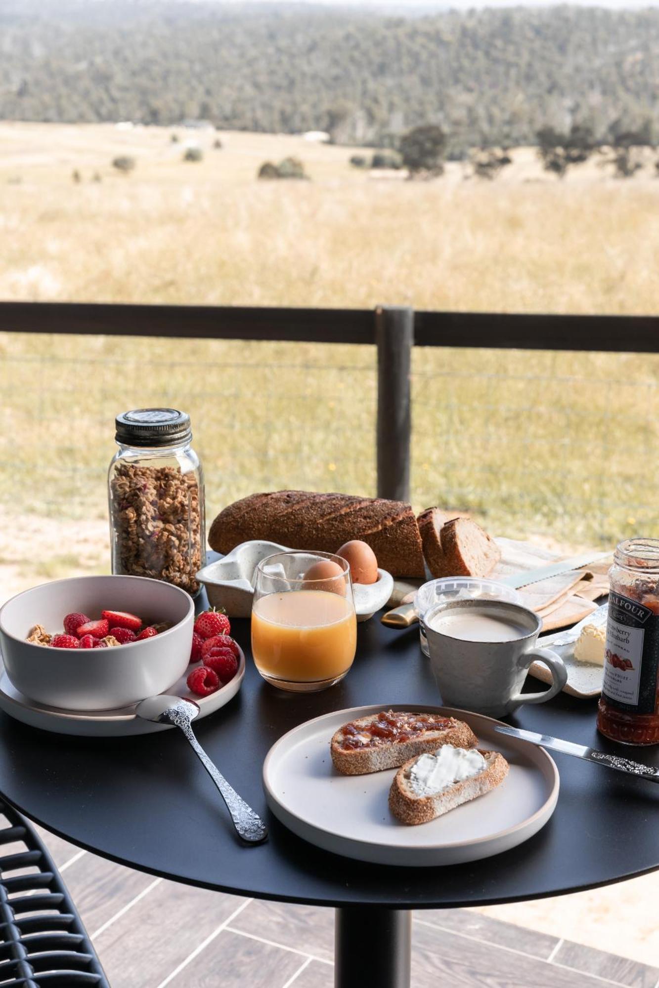 Wherewithal Luxury Suites Carlton Exteriör bild